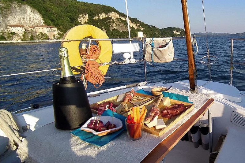 Gita in barca a vela da Laveno-Mombello - Gallery