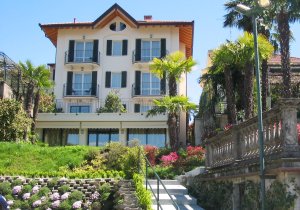 Hotel ristorante Belvedere - Hotel a Ranco sul Lago Maggiore