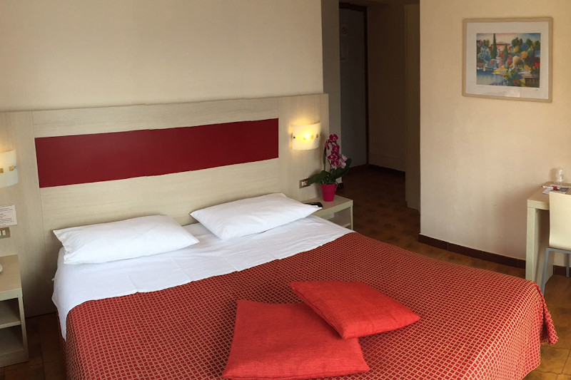 Hotel Riva Leggiuno Lago Maggiore