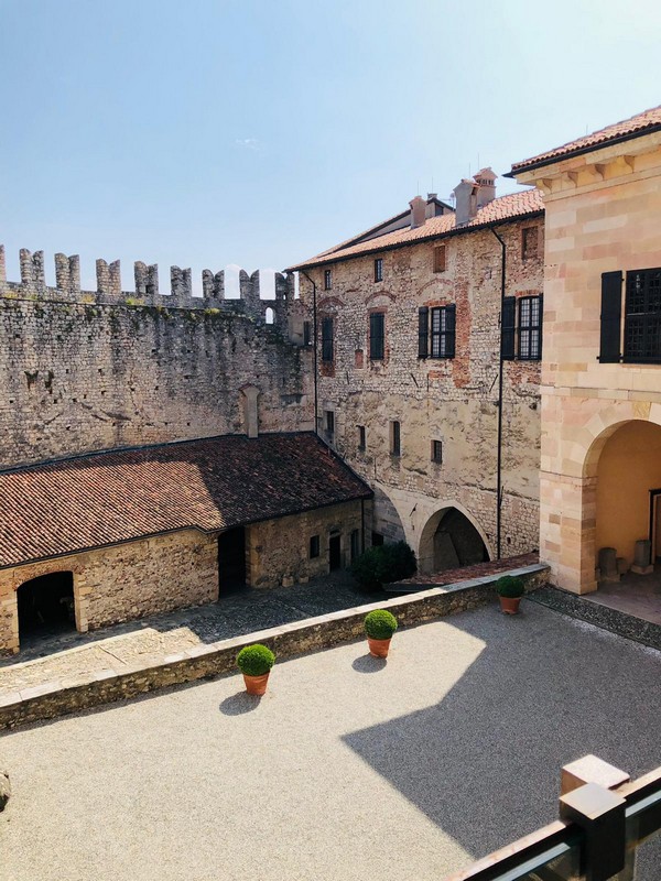 rocca-borromea-di-angera-lago-maggiore-7