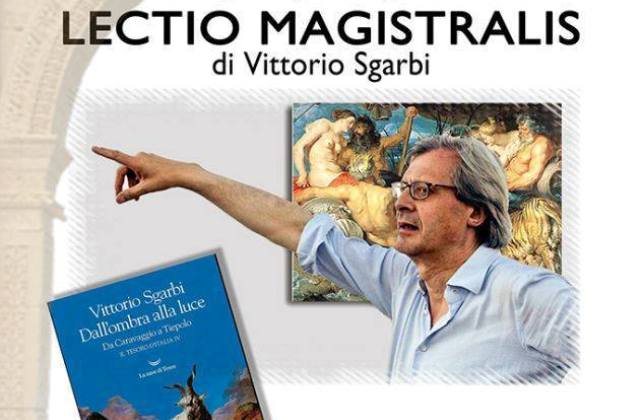 Vittorio Sgarbi ad Arona