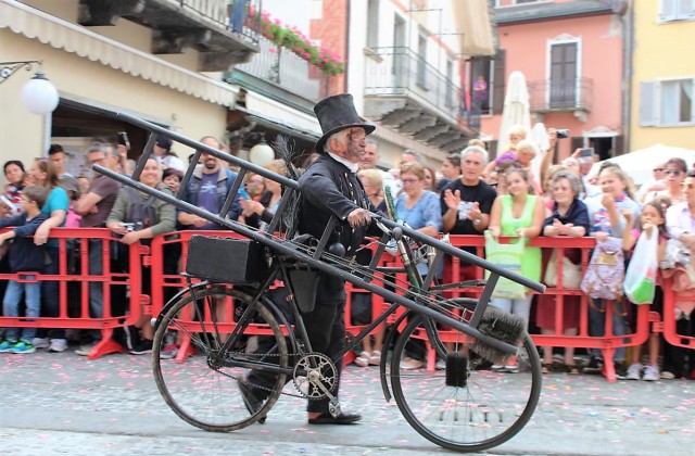 Raduno Internazionale degli Spazzacamino a Santa Maria Maggiore in Val Vigezzo