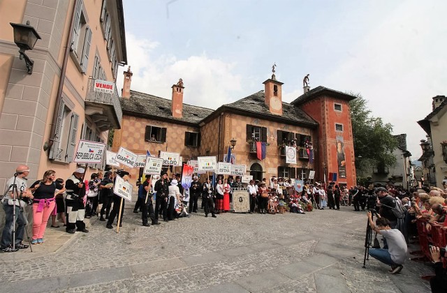 Raduno Internazionale degli Spazzacamino a Santa Maria Maggiore in Val Vigezzo